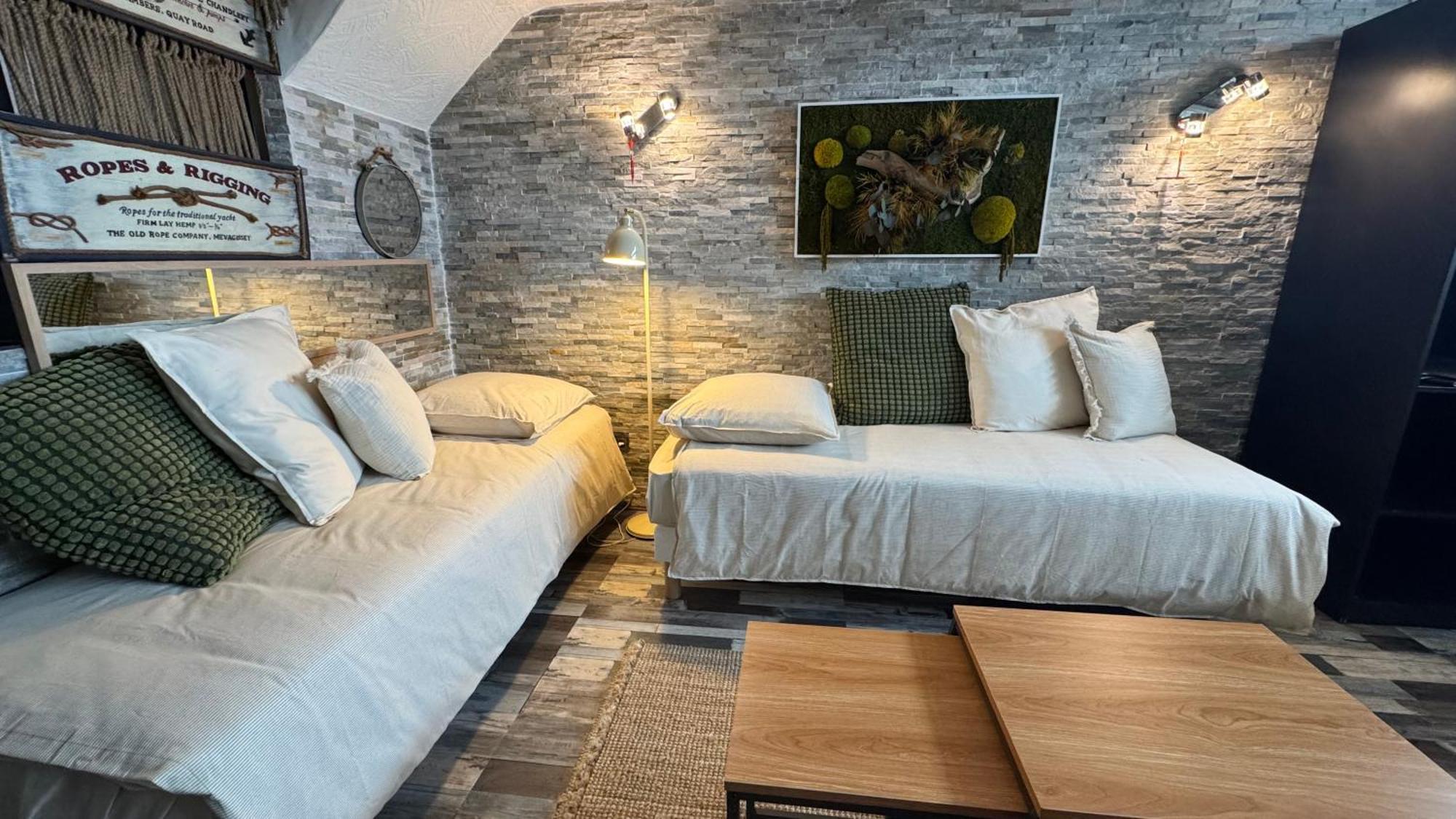 O Phare Du Cros Apartment Кан сюр Мер Екстериор снимка