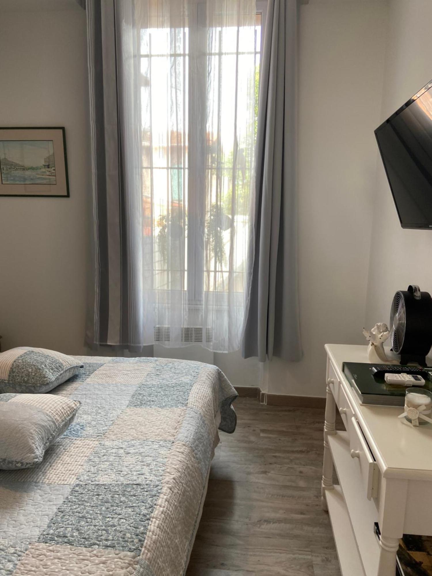 O Phare Du Cros Apartment Кан сюр Мер Екстериор снимка