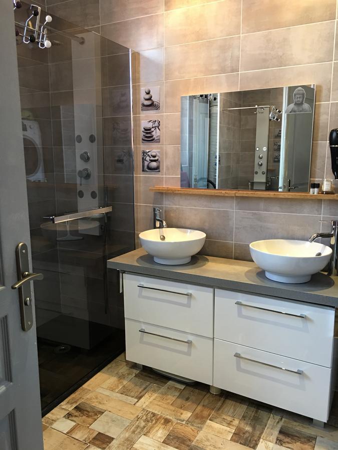 O Phare Du Cros Apartment Кан сюр Мер Екстериор снимка